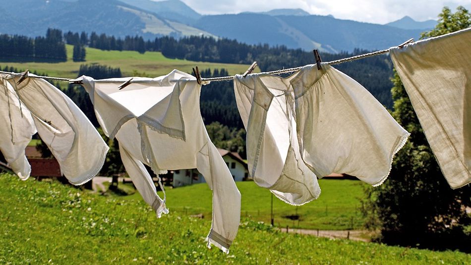 hang dry laundry outside