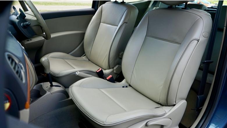 beige car leather seats