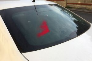 How To Get Car Paint Off Windows: The Simplest Way