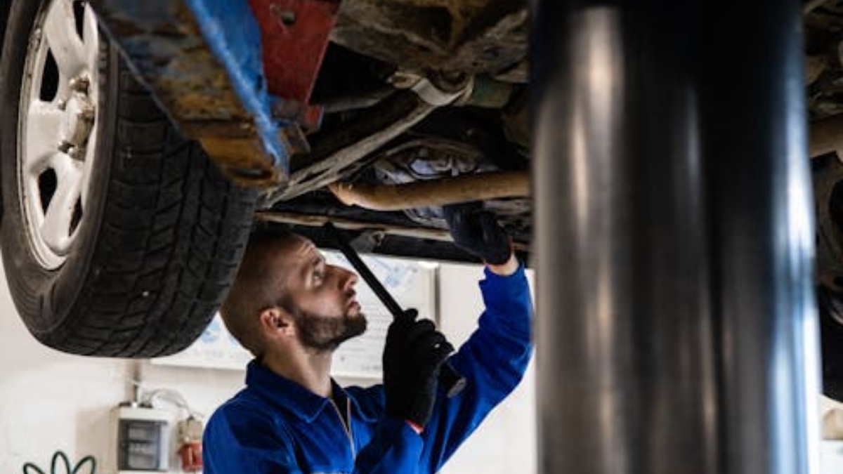 removing rust from car frame